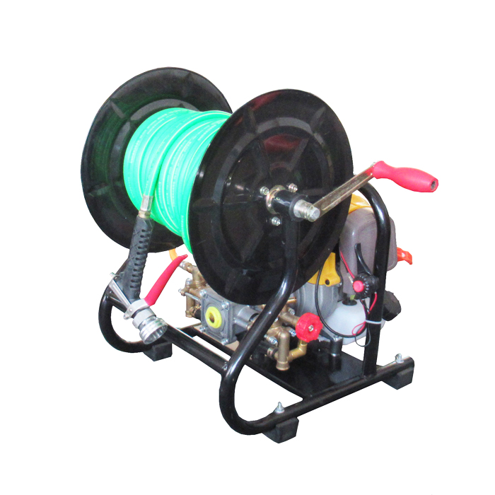 portable power sprayer with hose reels